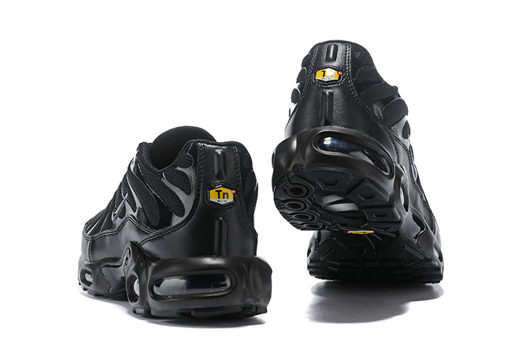 !Black! Air Max TN plus