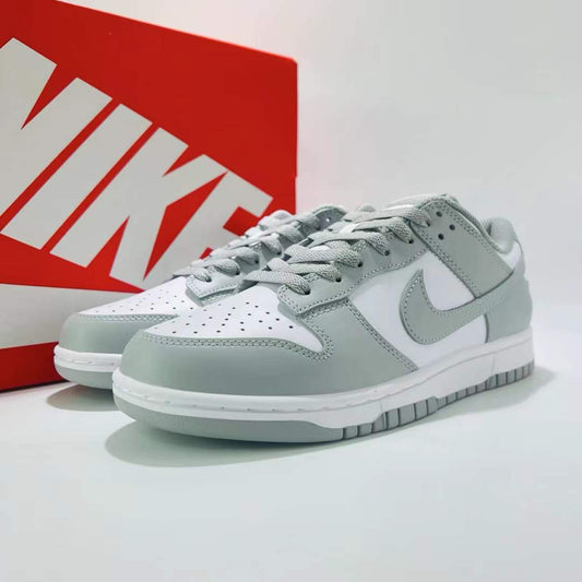 SB Dunks